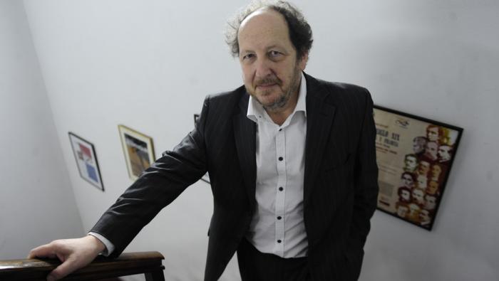 François Jost: Milei "es un hombre tan excesivo que uno cree que él mismo es un meme"